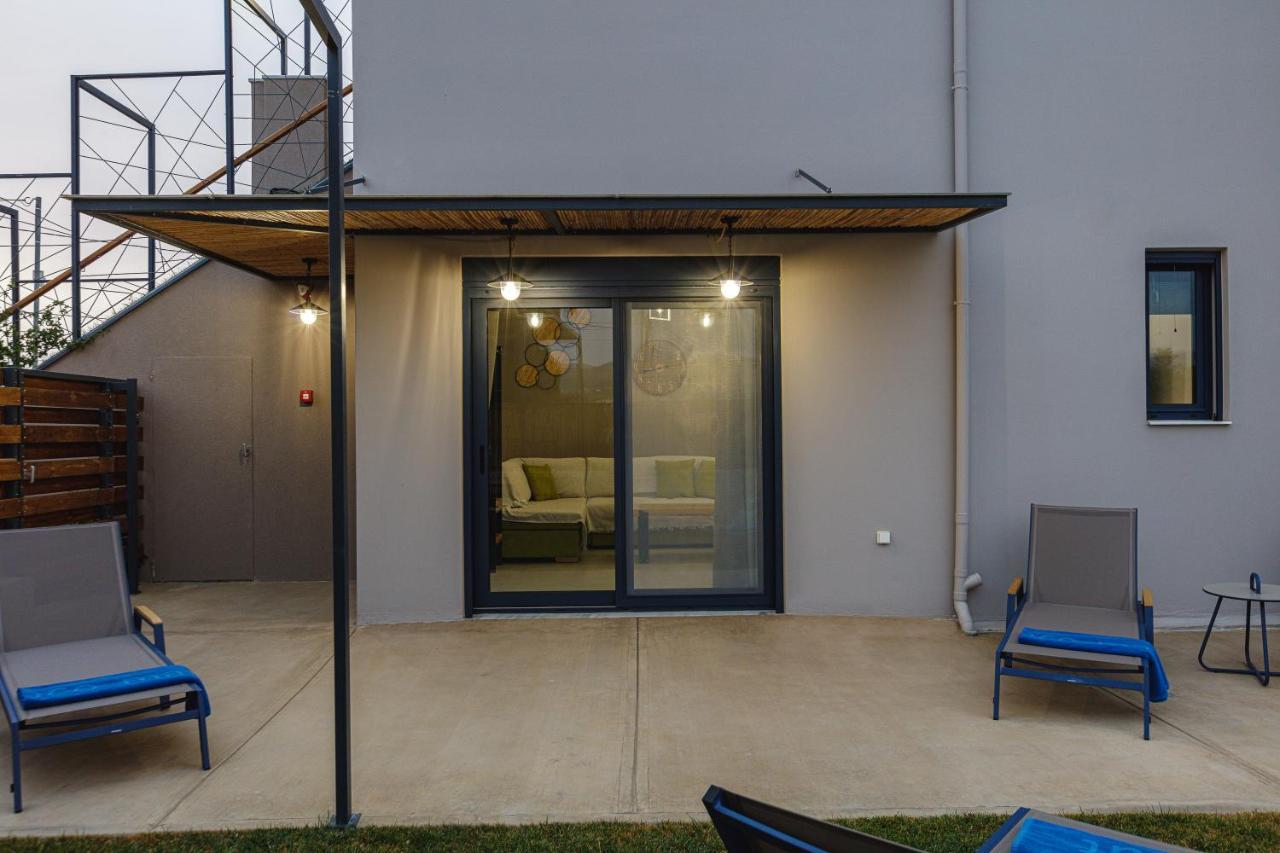 Iron Villas - Nefeli & Oniros Pangalochori Ngoại thất bức ảnh